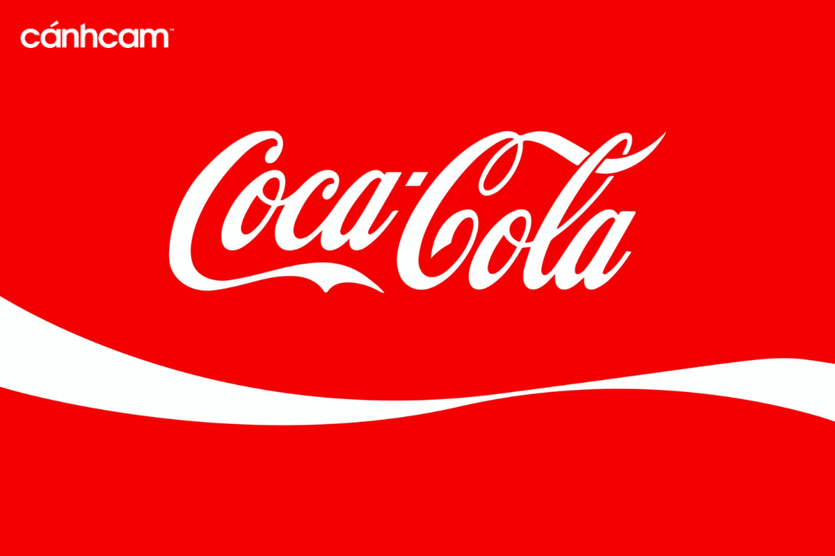 Logo màu đỏ giúp Coca Cola tăng Brand salience